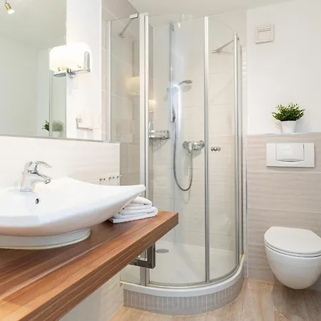 Apartment M4 - Apartmenthaus Marienburger Str 4 - Feriendomizil Hollich *